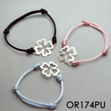 SILK BRACELET WITH SMALL CLOVER