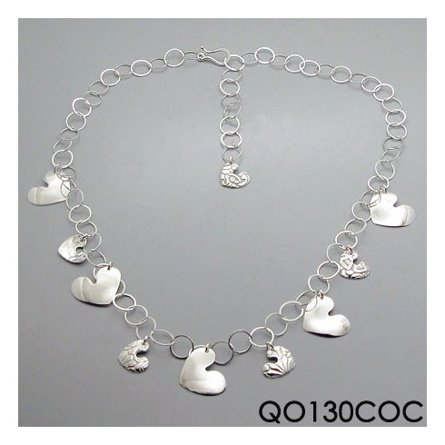 LINKED PLAIN AND TEXTURED HEART NECKLACE
