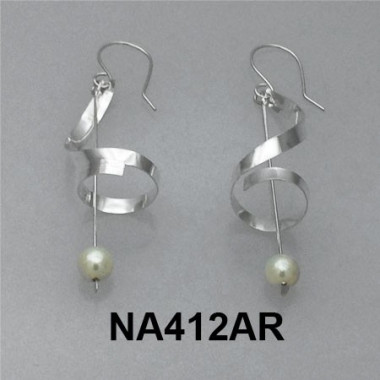 PEARL LONG EARRINGS