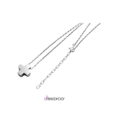 NECLACE WITH CROSS