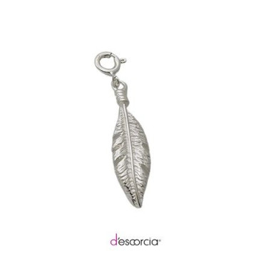 SMALL FEATHER PENDANT