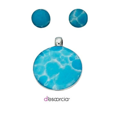 Aretes y dije redondo de larimar.