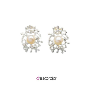 CORAL EARRINGS WITH PEARL